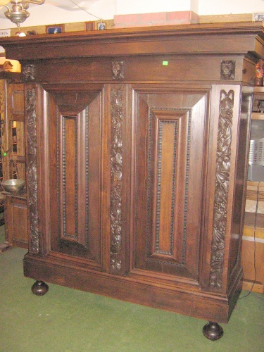 http://www.artlib.ru/objects/gallery_79/artlib_gallery-39632-b.jpg